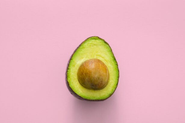 sliced green avocado fruit